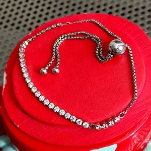🖤PANDORA sparkling slider tennis bracelet